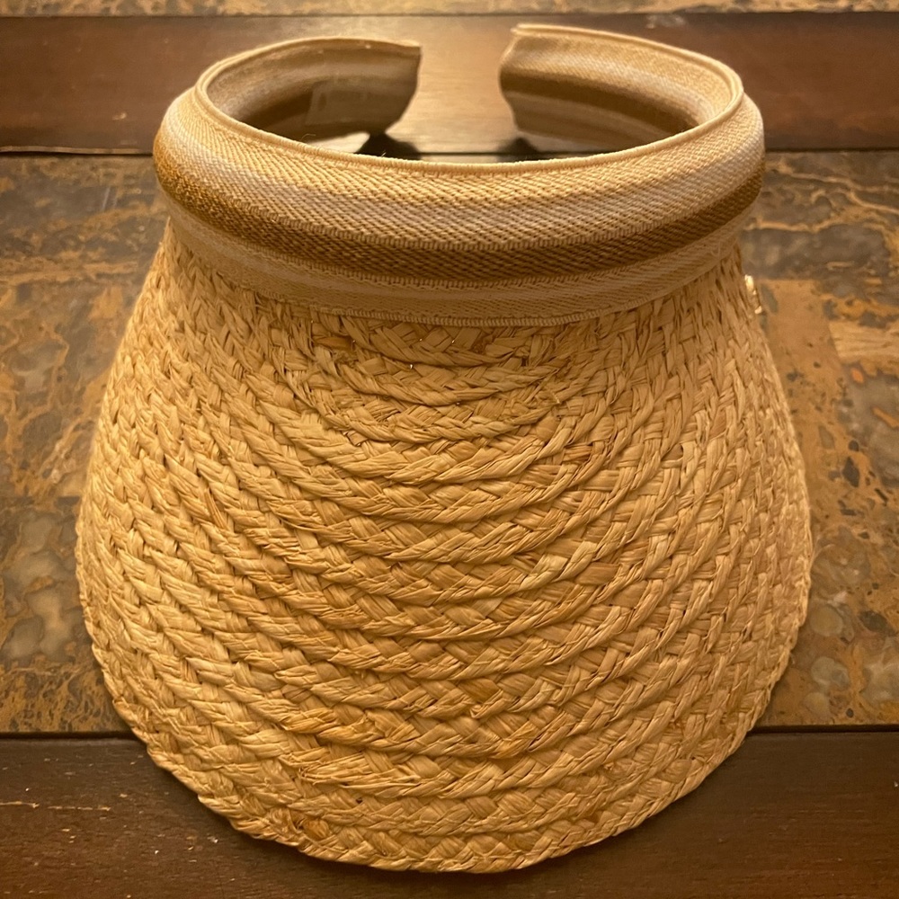 Helen Kaminski hat